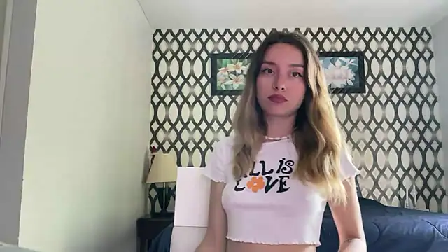 SirenaBelle online show from 01.19.25