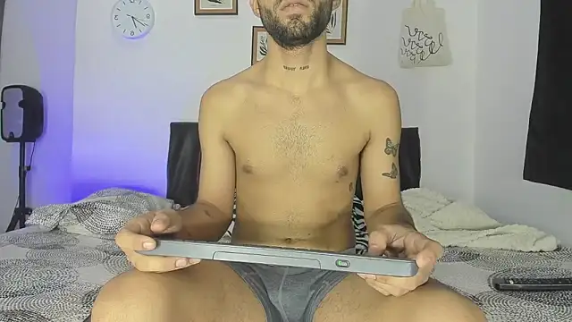 Snapshot of Alex_BigDickkk chatting on 12.03.25 Alex BigDickkk online show from 12.03.25
