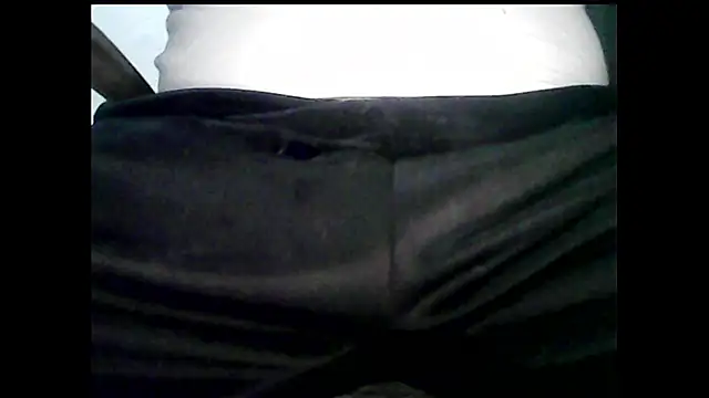 Snapshot of Unders_boy chatting on 09.24.25 Unders boy online show from 09.24.25