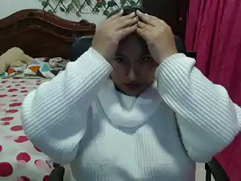 EmilyLove1014 online show from 12.29.24