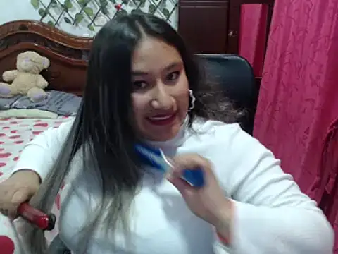 EmilyLove1014 online show from 12.31.24