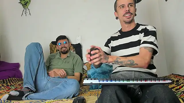 Aaron BigDickxxx online show from 03.27.26