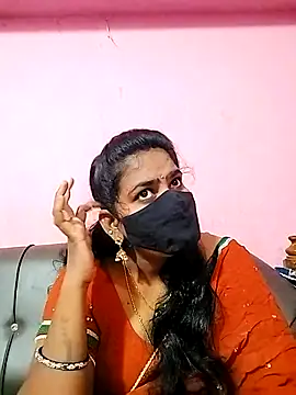 melina214 online show from 10.10.25