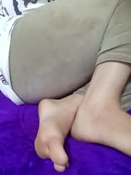 Bombamom online show from 04.11.26