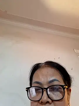 Hotestlove online show from 11.16.25