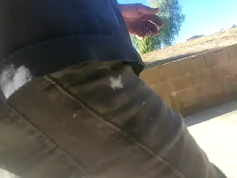 Crackkers online show from 12.10.24