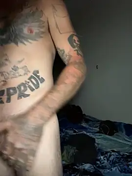 Crackkers online show from 10.17.25