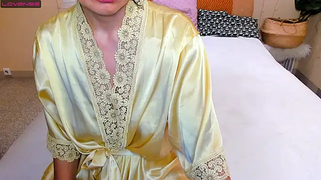 Snapshot of yourastral chatting on 02.22.25 yourastral online show from 02.22.25