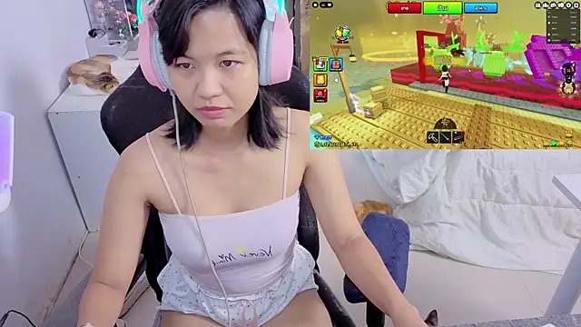 Kana G online show from 11.15.25