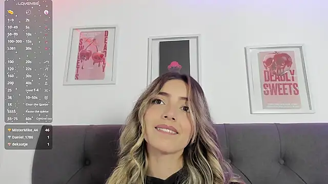 Snapshot of IsadoraGalle_ chatting on 02.24.26 IsadoraGalle online show from 02.24.26