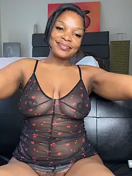 Snapshot of slimcateee chatting on 05.02.26 slimcateee online show from 05.02.26