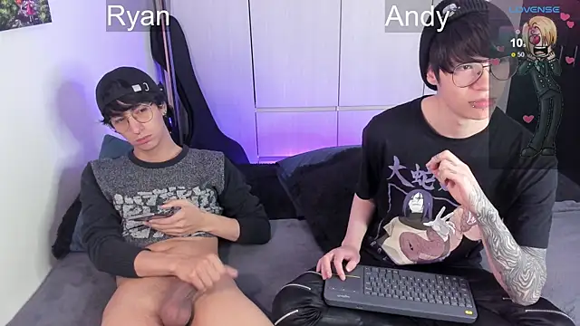 Aventure Twinks online show from 12.28.24