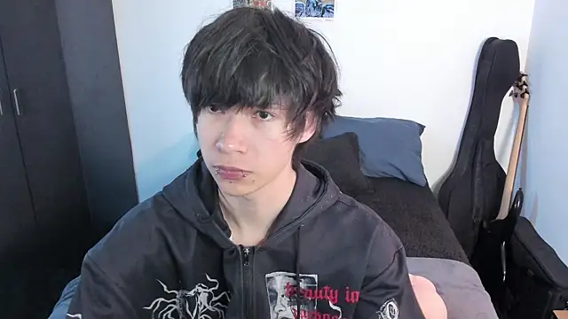Snapshot of Aventure_Twinks chatting on 05.10.26 Aventure Twinks online show from 05.10.26