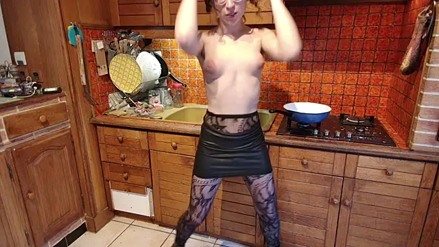 Prxscillia Tx online show from 12.24.24