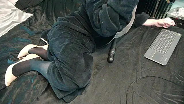 Prxscillia Tx online show from 10.31.25