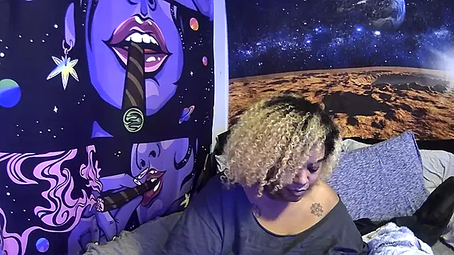 AutumnHart online show from 12.11.24