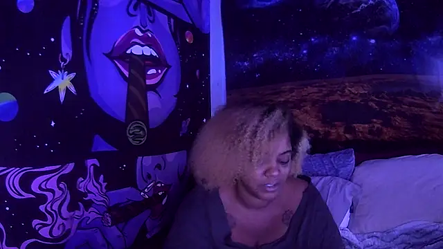 AutumnHart online show from 12.11.24