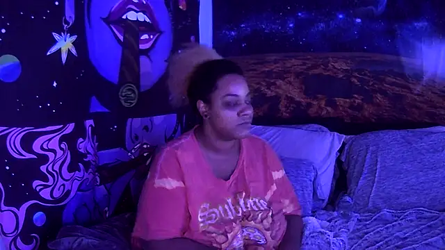 AutumnHart online show from 12.15.24