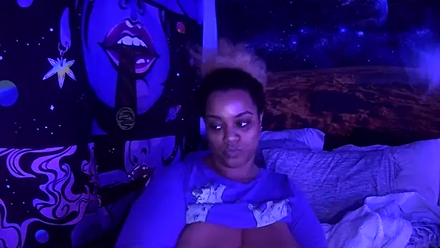 AutumnHart online show from 12.19.24