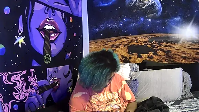 AutumnHart online show from 01.22.25