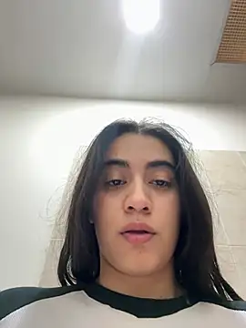 ZarahEvans online show from 02.20.25