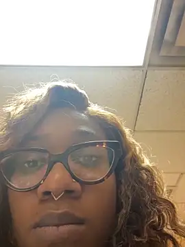 VixenCapri online show from 11.19.25