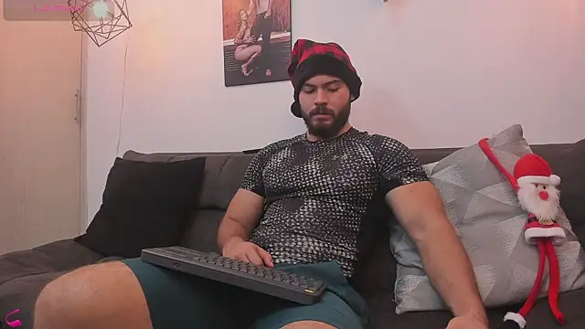 SebastianVilla  online show from 12.13.25