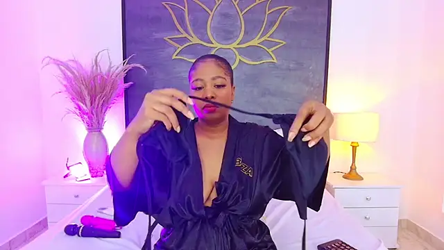 AlisonTravis online show from 06.26.26