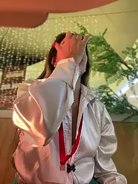 Snapshot of Emilia_Bakerr chatting on 12.16.24 Emilia Bakerr online show from 12.16.24