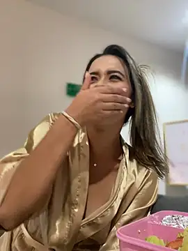 Snapshot of Emilia_Bakerr chatting on 03.11.25 Emilia Bakerr online show from 03.11.25