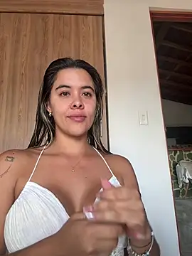 Emilia Bakerr online show from 05.06.26