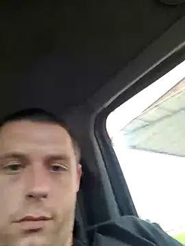 Snapshot of Dut421@xh chatting on 10.26.25 Dut421xh online show from 10.26.25