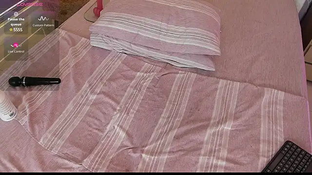 Snapshot of sofiacleyton1 chatting on 03.14.25 sofiacleyton1 online show from 03.14.25