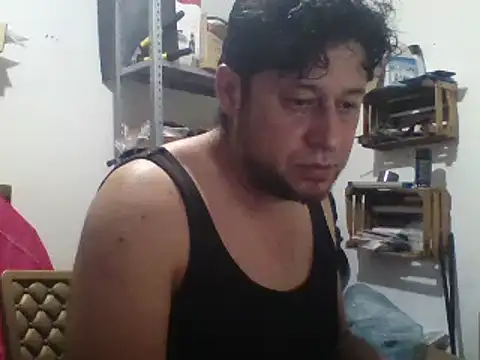 Snapshot of simpatico1000 chatting on 03.21.25 simpatico1000 online show from 03.21.25