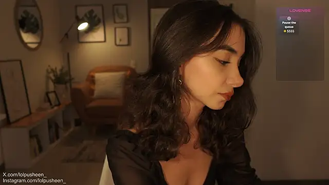 JulietteDee online show from 11.25.25