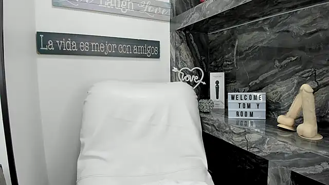 miss danika online show from 01.24.25