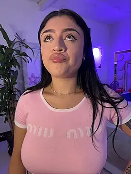 lucianaroy online show from 12.13.25