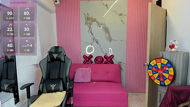 Snapshot of lia_16 chatting on 01.23.25 lia 16 online show from 01.23.25