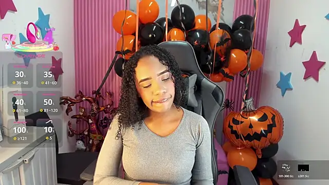 Snapshot of lia_16 chatting on 10.24.25 lia 16 online show from 10.24.25