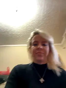 LikaCat online show from 09.21.25