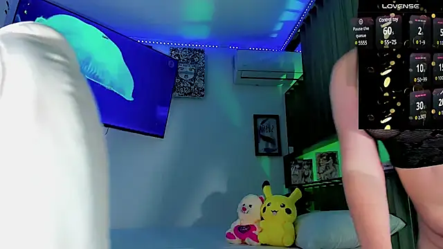 Ashlycuute online show from 03.22.25