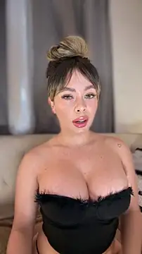 Alison Diaz17 online show from 04.04.26