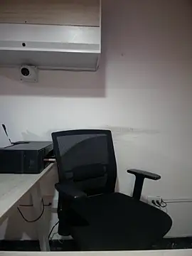 MarianaBenz online show from 02.12.26