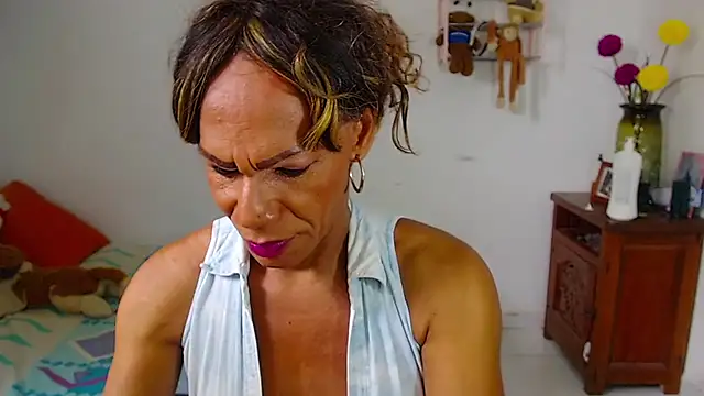 bardotbigcockts online show from 10.04.25