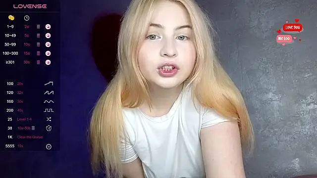 shy blondiee online show from 10.14.25