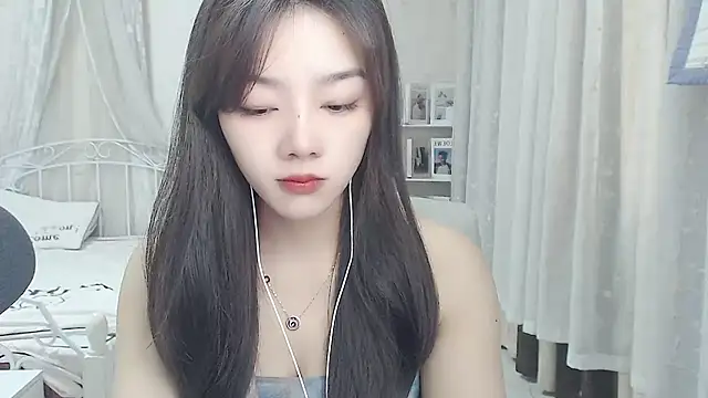 Snapshot of Jenny-Z chatting on 04.29.26 Jenny-Z online show from 04.29.26