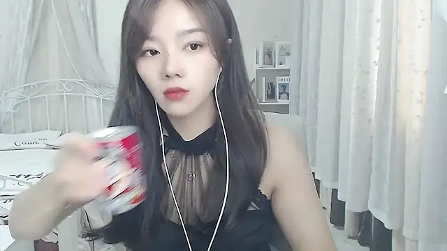 Snapshot of Jenny-Z chatting on 05.09.26 Jenny-Z online show from 05.09.26