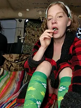 Snapshot of shadow199393 chatting on 03.12.25 shadow199393 online show from 03.12.25