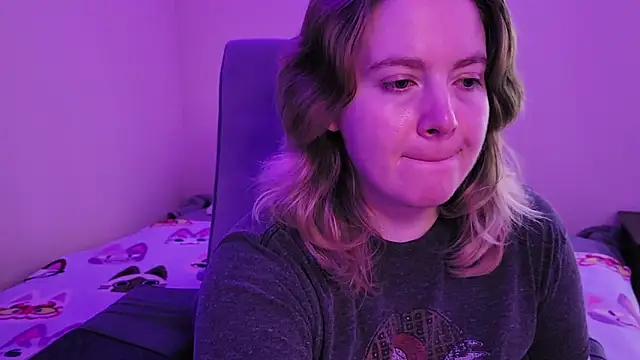 InternetFairy XO online show from 10.26.25