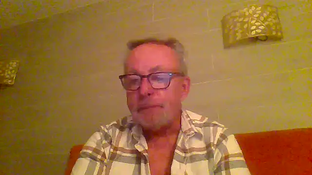 Snapshot of tuggy59 chatting on 02.26.26 tuggy59 online show from 02.26.26